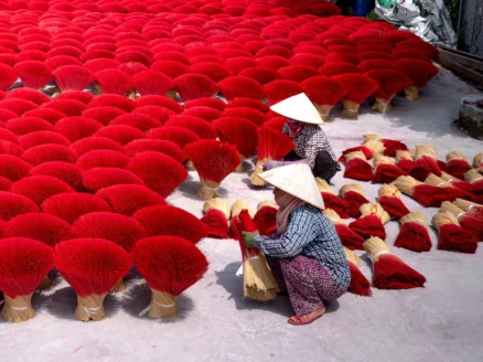 Incense Vietnam - Hero picture